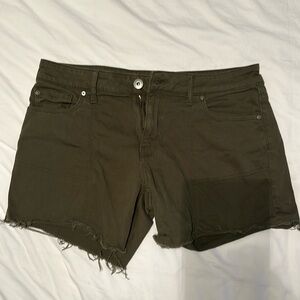 DL1961 Foster relaxed short. Olive green. Size 30